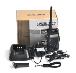 Baofeng UV-5R UV5R Walkie Talkie Dual Band 136-174MHz 400-520MHz Zwei-Wege-Radio-Transceiver mit 1800mAh Batteriefreier Kopfhörer (BF-UV5R)