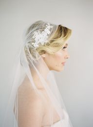 Juliet Cap Two Layer white ivory Wedding veil Knee length Cut Edge Bridal veil with comb tulle 350