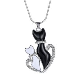 Pendant Necklace Women Fashion Cute Black&White Cats Pendant Chain Necklace Gifts Chain Necklaces