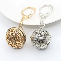 Luxury Gold Silver Hollow Ball Keychain Big Size Jingle Bell Keyrings Hollow Flower Alloy Key Rings Jewelry Accessories Christmas Gift