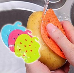Vegetable Cleaning Brush useful New Arrival Silicone Fruits Brush For Potato Carrot Ginger Cleaning