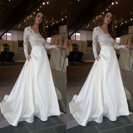 Elegant 2017 Lace Long Sleeve V Neck Top Satin Wedding Dresses With Poacket Garden Bridal Gowns Plus Size Custom Made China EN8178