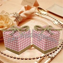 FREE SHIPPING 50PCS 2" Square Rustic Plaid Favour Boxes Party Favour Baby Shower Birthday Candy Boxes with Charms and Twines