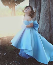 Light Sky Blue High Low Flower Girl Dresses For Wedding Off The Shoulder Little Girls Pageant Dress Satin First Communion Gowns