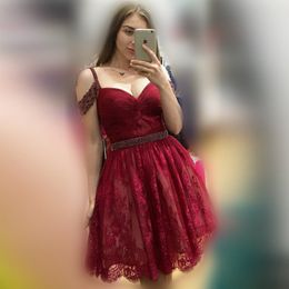 Lovely Girls Party Dress Crossed Top Short Lace Burgundy Off-the-Shoulder Sexy Bead A-line Homecoming Dresses Spaghetti Straps