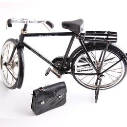 Modelo de bicicleta de metal negro y mini simulador de encendedor Decoración de regalo de juguete