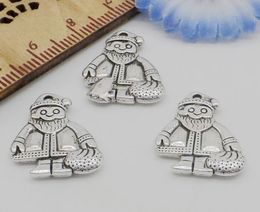 100Pcs Antique Silver Father Christmas Charms Pendant For Jewlery Making 19x16mm