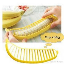 Kitchen Fruit Divider Melon Cantaloupe Watermelon Plastic Cutter Slicer Tool H2010205