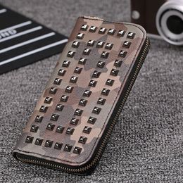 Classic Vintage Rivet Camouflage Design Mens Zipper Handbag Long Wallet High Quality Leather Fashion Clutch Bag Purse For Mans Womans