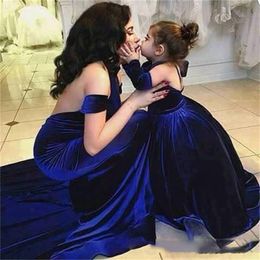 Velvet Ball Gown Girls Pageant Dress Backless Halter Unique Girls Birthday Prom Dress Children Formal Wear Floor Length Kids Gowns