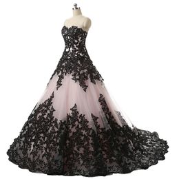 Blushing Pink Black Gothic Ball Gown Wedding Dresses Sweetheart Lace Appliques Vintage Bridal Gowns Non White Wedding Colorful218b