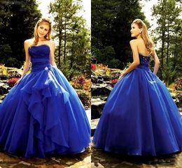 2017 Royal Blue Sweetheart Girl Quinceanera Dresses Corset Back Beaded Ball Gown Princess Prom Dresses Sweet 16 Long Pageant Dresses