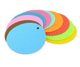 Silicone Mat Heat Resistant Flexible Durable Round Pot Holder, Potholders Placemats Trivets Bowls Mat And Dish Mat Hot Pads 18cm