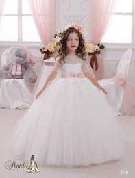 2016 Miniature Bridal Dresses with Jewel Neck and Short Sleeves Appliques Tulle Ballgown First Communion Gowns for Girls