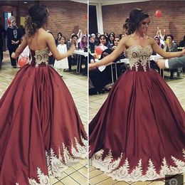 Ball Gowns Prom Dress Lace Appliques Sweetheart Lace-up Back Burgundy Ball Gown Prom Dresses Arabic Vestidos Festa Evening Gowns