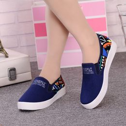 black canvas shoes for girls UK - 2016 New Summer Casual Shoes Fashion Women Flat Bottom Shoes Soft And Comfortable Canvas Shoes Print Blue Black College Style For Girl