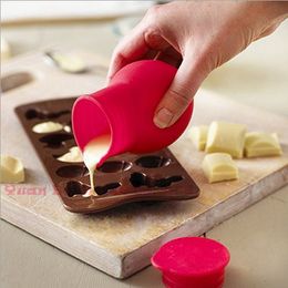 Wholesale-Practical Silicone Chocolate Melting Pot Mould Butter Sauce Milk Baking Pouring 2015 newest arrival