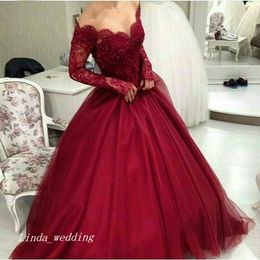 2019 Burgundy Prom Dress Arabic Wine Red Off The Shoulder Long Sleeves Tulle Special Occasion Dress Party Dress vestidos de fiesta
