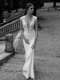 Free Shipping Elegant Beautiful White Ivory Sexy Sheath Column V-neck Applique Chapel Train Satin Wedding Dresses Bridal Gowns