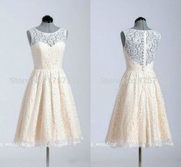 Real Photo Lace Bridesmaid Dress Vintage Cream White A-Line Maid of Honor Dress Homecoming Dress Pretty Graduation Dresses Sweet 16