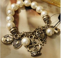 Bracelet Necklace Pendant Key Lock Heart Queen Pendants Pearls Bracelets Fashion Pearl Bangles