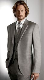 New Arrivals Two Buttons Light Grey Groom Tuxedos Notch Lapel Groomsmen Best Man Suits Mens Wedding Suits (Jacket+Pants+Vest+Tie) H:483