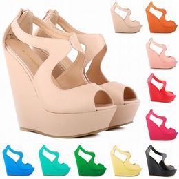 Sapato Feminino Мода Дамы Патент Платформы Peep Toe Высокие Каблуки Клин Обувь Сандалии