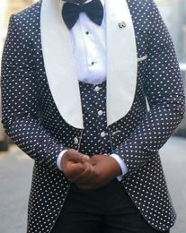 Big Shawl Lapel Groom Tuxedos Custom Made Men Suits Wedding Best Man Blazer (Jacket+Pants+Bow Tie+Vest)