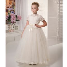 2019 Fashion pretty whiteivory lace flower girls dresses with sleeves kids puffy prom dress tulle ball gown little bride dress