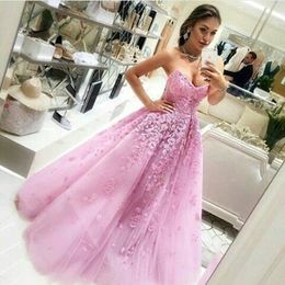 Modern Pink Tulle Prom Dress Stylished Sweetheart Neckline Lace Applique Zipper Backless Celebrity Party Dress 2017New Arrival Evening Dres