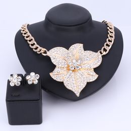 Wedding Jewelry Exquisite Flower Necklace Earrings Set Full Crystal Rhinestones Gold Color Chain African Bridal Jewelry Sets