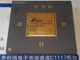 NR4700LCGB-150 . NKK . Gold integrated circuit / 150 MHz, RISC 64-BIT PROCESSOR, CPGA179 / 4700 old CPU collection IC