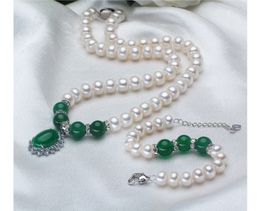 Fashion Necklace Pearl Jewellery Set Freshwater Pearl Green Agate Pendant for Gift