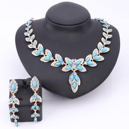 -ACCESSORI DI FESTION ACCESSORI SIMULATI SIMULATO BLUE PEARL GRANSAL Jewelry set per le donne Dichiarato perline africane orecchini collana