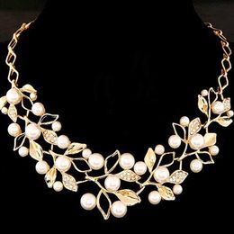 Pearl Necklaces Pendants Gold Leaves Statement Charm Necklace Women Collares Ethnic Party Jewelry For Personalized Gifts