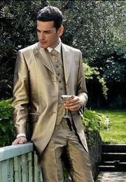 Moda Üç Düğme Altın Saten Damat Smokin Çentik Yaka Groomsmen Best Adam Erkek Düğün Balo Takım Elbise (Ceket + Pantolon + Yelek + Kravat) No: 3378