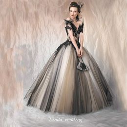 High Quality Elegant Long Gothic Wedding Dress New Design Tulle Applique Women Bridal Dress Plus Size