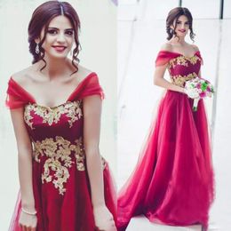 Middle East Red Evening Gowns Elegant Cap Sleeves Gold Lace Appliques A Line Prom Dresses Saudi Arabia Tulle Formal Party Dress
