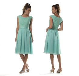 Aqua Green Short Modest Bridesmaid Dresses With Cap Sleeves A-line Lace Bodice Knee Length Country Maids of Honour Dresses Custom Made