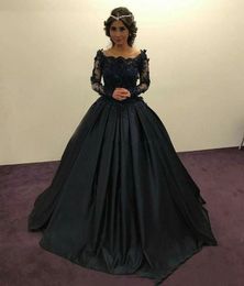 Vintage Black Ball Gown Prom Dresses Long Sleeves Illusion Off Shoulder Evening Gowns Bead Vestidos Festa formal Party Gowns