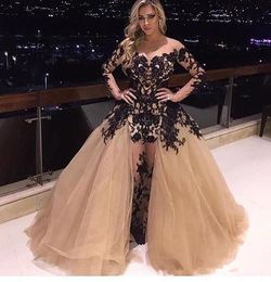 Attractive women evening dresses Black Lace Applique Prom Dresses Champagne Detachable Train Tulle Long Sleeve See Through Evening Gowns