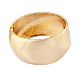 Luxury Designer Jewellery Women Bracelets Big Ring Alloy Smooth Face Wide Bangle Brushed Gold Metal Spring Cuff Bracelet for Women Party Gift