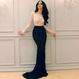 Long Sleeves Memaid Prom Dresses Elegant Boat Neckline Lace Top Matched Sequins Bottom Evening Gowns Saprkly Sexy Formal EVening Dresses