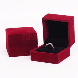 Flannel ring box jewellery gift boxes packaging boxes gift boxes packaging gift box party Favour box 2.36x2.36x1.88 inch