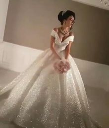 Dresses Vintage Arabic Ball Gown Long Wedding Dress Off Shoulder V neck Bridal Gown Plus Size Custom Made