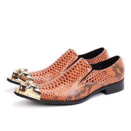 New Men Shoes Design Wedding and Banquet Style Shoes Man Flats Shoes Metal Tip Pointed Toe