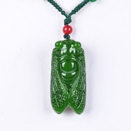 Naturel obsidienne vert jade sculpté à la main cigale Bonne Chance Charme bijoux Pendentif 