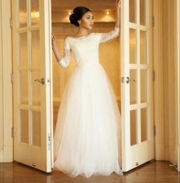 Simple Wedding Dresses Modest 3/4 Sleeves Corset Back Beaded Lace Tulle Bridal Gowns Mature Bride Informal Long Floor Length Reception