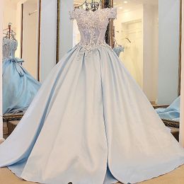 Echtes Beispiel eines hochwertigen hellblauen Luxus-Satin-Spitzenblumen-langes Abend-Partykleids der Prinzessin, verheiratetes Bankett-Party-Abschlussballkleid