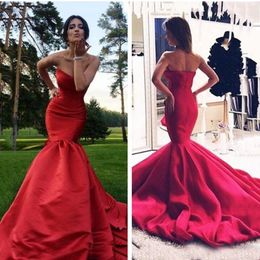 Classical Women Prom Dress Sweetheart Off Shoulder Long Mermaid Red Prom Evening Dress with Long Train Cheap Pageant Party Dress